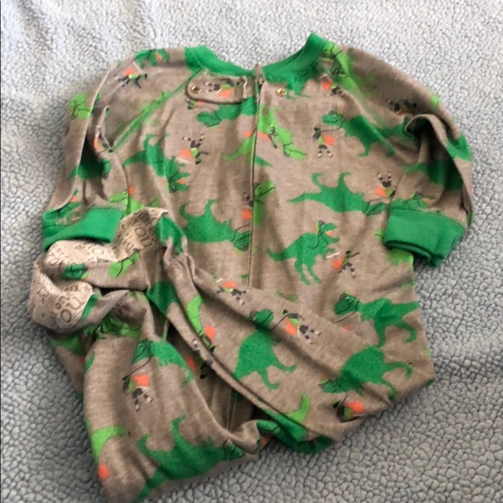Carters 12 month pajamas